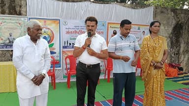 योग केवल व्यायाम नहीं, बल्कि स्वस्थ शरीर, शांत मन और संतुलित जीवन का मार्ग है।
हाटकचोरा में आयोजित योग शिविर में नागरिकों ने बढ़-चढ़कर भाग लेते हुए योग को जन-जन तक पहुंचाने का संकल्प लिया।
#InternationalYogaDay2026 #YogaDay