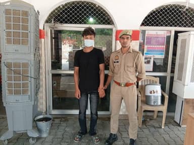 थाना पिलखुवा पुलिस ने नाबालिग को बहला-फुसलाकर ले जाकर दुष्कर्म करने के मामले में प्रकाश में आये सहअभियुक्त को किया गिरफ्तार। https://t.co/9YqGTCHRVi