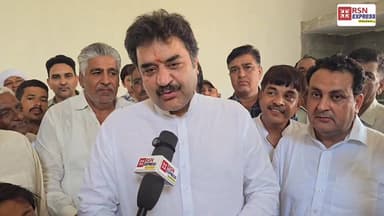 🥘 "इतना चूरमा और खाना खा लिया कि अब 2 दिन तक कुछ नहीं खाया जाएगा" – आत्माराम बिश्नोई के घर पहुंचे कुलदीप बिश्नोई |