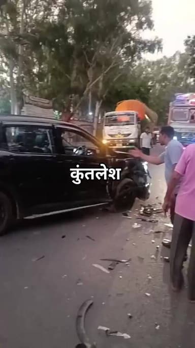 कोडरमा सदर अस्पताल के सामने सड़क दुर्घटना