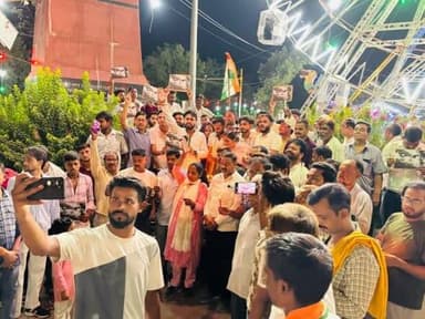 *शाहजहांपुर कांग्रेस ने निकाला कैंडल मार्च:* लखनऊ में कोचिंग के मृतक छात्रों व बिहार घटना के मृतक को श्रद्धांजलि
https://dainik.bhaskar.com/G5hGF3Chb4b