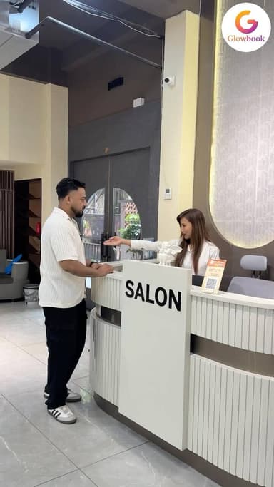 Salon services are now just one tap away with Glowbook. ✨
Explore top-rated salons, discover exclusive services, and book your perfect self-care experience effortlessly.
Beauty and wellness, made simple.