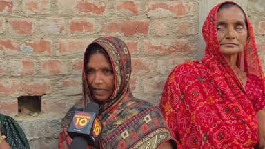 ‘चुनाव जीतने के बाद विधायक नहीं आए’— मुबारकपुर की महिला की दो टूक
मुबारकपुर की एक महिला ने बातचीत में दावा किया कि इलाके में विकास कार्य सरकार की योजनाओं से हुए, लेकिन स्थानीय विधायक चुनाव के बाद क्षेत्र में नहीं आए।
#Mubarakpur, #Azamgarh, #UPPolitics, #GroundReport, #AkhileshYadav, #PoliticalNews,
