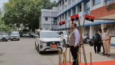गोपालगंज में नव पदस्थापित जिला पदाधिकारी श्री समीर सौरभ का गार्ड ऑफ ऑनर के साथ किया गया स्वागत
#gopalganj #डीएम #DM