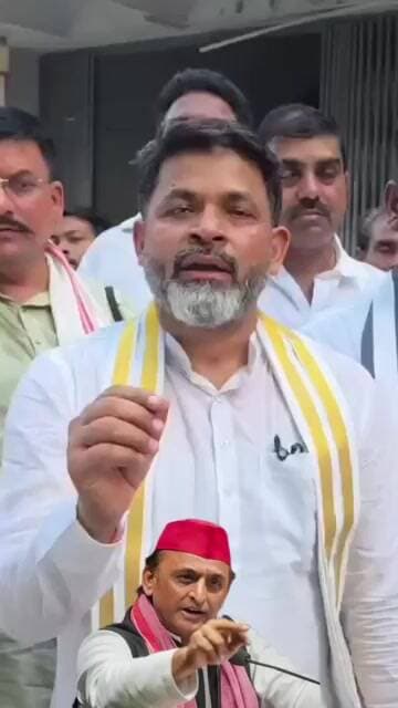 अखिलेश यादव को क्या बोल गए MLC सुभाष यदुवंशी