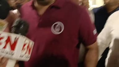 तेजस्वी ने भरत भूषण तिवारी एनकाउंटर को बताया "फेक" ! कहा- CM सम्राट चौधरी से नहीं सम्भल रहा बिहार..
#biharnews #biharpolitics #tejashwiyadav #rjd #bharatbhushantiwari #thevaishalikhabar
