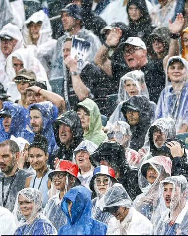For the first time this World Cup, play has been halted between France and Iraq due to severe weather warnings in Philadelphia ⛈️