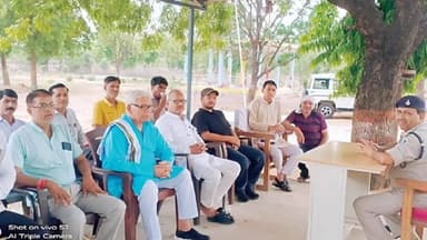 निवाड़ी: जेरोन थाना परिसर में शांति समिति की बैठक, सौहार्द और भाईचारे से मुहर्रम मनाने की अपील