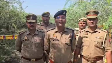 #Bulandshahr Breaking-
-मनीष सैनी हत्याकांड का मुख्य आरोपी पुलिस मुठभेड़ में घायल
-पुलिस की गोली लगने से आरोपी शिवम सैनी के पैर में लगी चोट
-आरोपी के कब्जे से तमंचा, कारतूस, खोखा और बाइक बरामद
-घायल आरोपी को उपचार के लिए अस्पताल में कराया गया भर्ती
-21 जून को शराब पार्टी के दौरान दोस्त मनीष सैनी की हत्या कर हुआ था फरार
-पिस्टल बरामदगी के दौरान पुलिस पर फायरिंग कर भागने का किया प्रयास
-जहांगीराबाद पुलिस की जवाबी कार्रवाई में आरोपी गिरफ्तार
#Update #बुलंदशहर #CrimeNews #viralnews #UPPolice #UpdateNews #NewsUpdate #viralvídeo