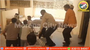 तेज रफ्तार कार चालक ने सड़क किनारे खड़े बाइक सवारों को मारी ट.क्कर, तीन की मौ.त
#MorenaNews #AmbahNews #RoadAccident #CarAccident #BreakingNews #Morena #Ambah #SafariCar #HitAndRun