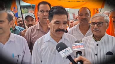 धर्मशाला में आज प्रदेश भर से पर्यटन विकास निगम के कर्मचारियों ने हल्ला बोला, वर्तमान सरकार के विरोध में लगाए नारे, विरोध प्रदर्शन में निकाली रैली ।
#himachalpradesh #tourism #followers #highlights #sukhvindar_singh_sukhu