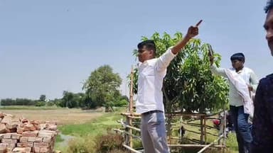 भरत भूषण के भाई और बिहार पुलिस के जवान आशीष तिवारी का बड़ा ऐलान- नौकरी छोड़ दूंगा..
#BharatTiwari #BharatTiwariCase #AshishTiwari #BiharPolice #BiharNews #BreakingNews #Mahapanchayat #BiharPolitics #JitanRamManjhi #PoliticalNews #HindiNews #ViralNews #TrendingNews