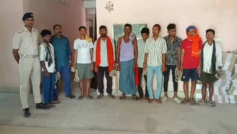 लखीसराय जिले में पांच जगहों छापेमारी कर उत्पाद पुलिस द्वारा एक शराब त*स्कर एवं 9 शराबी को गिरफ्तार किया गया #bihar #lakhisarai #Crime #Excise #police