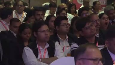 CM योगी का बड़ा बयान: "जो यूपी में होगा, वो कहीं और नहीं होगा"
#CMYogi #YogiAdityanath #UttarPradesh #Investment #InvestInUP #UPGrowth #NewIndia #Development #Business #Economy #InvestorsMeet #UPNews #BreakingNews #ViralVideo #IndiaGrowth #YogiSpeech #UPModel #IndustrialDevelopment #InvestmentSummit #TrendingNews