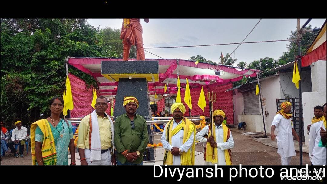 आज चांदामेटा परासिया में रानी दुर्गावती बालिदान दिवस बड़े धूमधाम से मनाया गया जिसमें मुख्य अतिथि दादा मानसिंह इवनाती जी
