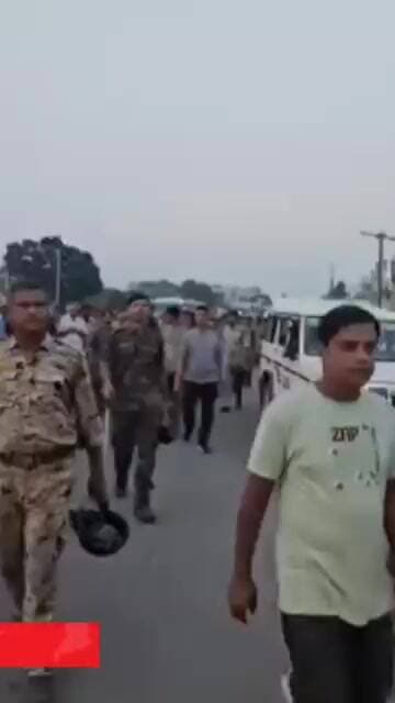 কালিয়াচকের ত্রাস বকুল শেখকে কোমরে দড়ি বেঁধে এলাকা ঘোরালো পুলিশ