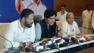 राज्यसभा सांसद इमरान प्रतापगड़ी ने की राँची प्रेस क्लब मे नीट मामले को लेकर प्रेस वार्ता साथ मे नीट छात्रों को भी रखा
#Ranchi #jharkhand #jharkhandnews #neet #student #dharmendrpradhan #central #istifa