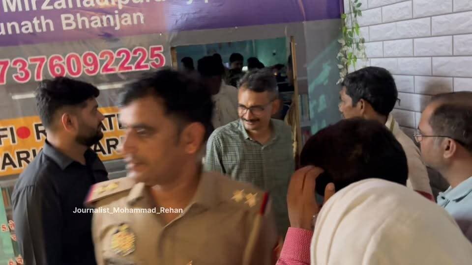 मऊ में सख्त कार्रवाई: मिर्ज़ाहादीपुरा बाइपास स्थित अमृत लाइब्रेरी अनियमितताओं के चलते सीज। #Maunews
#LucknowNews #library #coaching #coachinginstitute #NewsUpdate #मऊ #maupolice #SocialMediaGrowth
