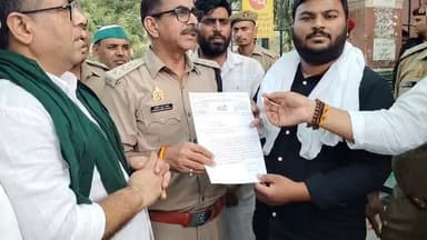 GIMS में कर्मचारियों के साथ हुई घटना को लेकर भारतीय किसान यूनियन के पवन खटाना के नेतृत्व में दिया गया ज्ञापन, देखें क्या बोले पवन खटाना जी #GIMSGreaterNoida #GIMSEmployees #GreaterNoida #भारतीयकिसानयूनियन #PawanKhatana #कर्मचारियोंकीआवाज #EmployeeProtest #NoidaNews #GreaterNoidaNews #UPNews #NCRNews #BreakingNews #किसानयूनियन #ज्ञापन #GIMSUpdate #NoidaBreakingNews