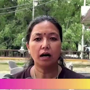 कुल्लू शहर की सफाई व्यवस्था को और सुदृढ़ बनाएगी नगर परिषद, नई कार्यकारिणी ने संभाली कमान : शालिनी राय भारद्वाज
#Kullu #NagarParishadKullu #ShaliniRaiBhardwaj #SwachhKullu #CleanKullu #SolidWasteManagement #HimachalPradesh #KulluNews #SwachhBharat #MunicipalCouncilKullu #satrangichanne