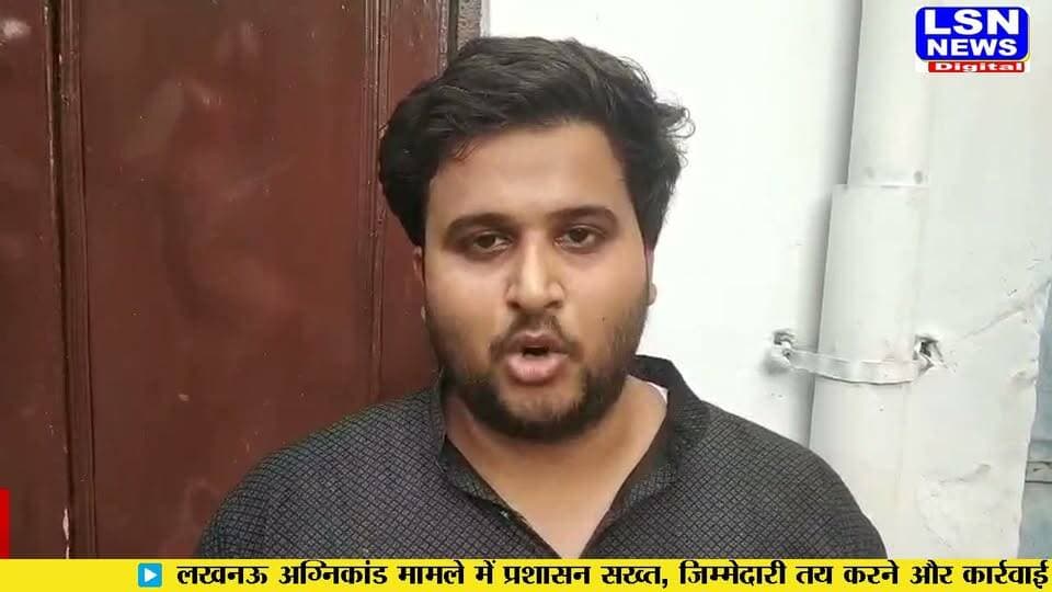 फिरोजाबाद जिले के थाना शिकोहाबाद में मोहर्रम की 11 वीं तारीख पर शिया समुदाय ने हज़रत इमाम हुसैन और कर्बला के शहीदों की याद में पारंपरिक मातमी जुलूस पूरे अकीदत और अनुशासन के साथ निकाला। जुलूस कटरा बाजार सहित शहर के प्रमुख मार्गो से गुजरते हुए। गुलाबबाड़ी कर्बला पहुंचा जहां फातिहा के साथ इसका समापन हुआ।
#Firozabad #Shikohabad #Muharram #Muharram2026 #ImamHussain #Karbala #ShiaCommunity #UPNews #MatamiJuloos #NewsUpdate