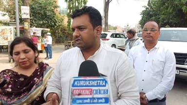 #शाहबाद नगर पालिका की ओर से शाहबाद के लैंडमार्क चौक वार्ड 10 #पार्षद #ईशु सचदेवा और लाडवा चौक पर 40 की लाख की लागत लगाई गई रेड लाइटस नगर पालिका अध्यक्ष डा #गुलशन कुमार क्वात्रा व हरियाणा #राज्य सहकारी कृषि और ग्रामीण विकास बैंक के चेयरमैन #सुभाष कलसाना ने किया रेड लाइट्स का #शुभारंभ