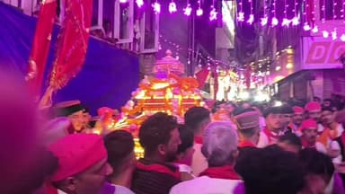 #solanlive........शूलिनी की पावन डोली बहन से मिलकर अपने मंदिर के लिए रवाना। इसी के साथ ऐतिहासिक शूलिनी मेला सम्पन्न। जय माँ शूलिनी! 🚩❤️
#ShooliniMela2026 #MaaShoolini #Solan