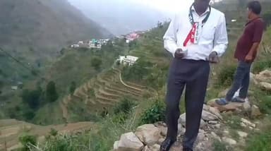 पौड़ी विधानसभा से उक्रांद टिकट के शशक्त दावेदार भाई केशवानंद आर्य पाबो ब्लॉक की ग्राम सभा चैड़ मल्ला और तल्ला के ग्रामीणों की जनसमस्याएं उठाते हुये..
#जयपहाड़जयपहाड़ी
#उक्रांदमिशन2027