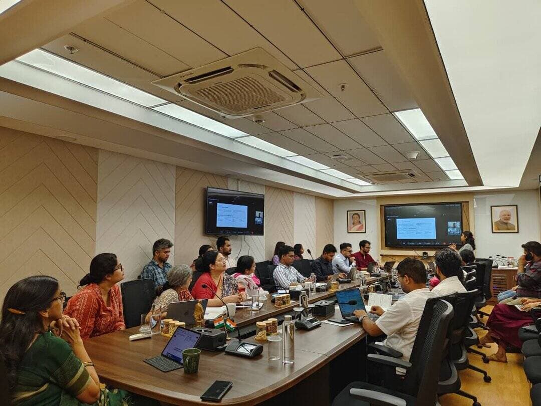 The Capacity Building Commission hosted a Samuhik Charcha to demonstrate the AI-Powered <nis:link nis:type=tag nis:id=amritgyankosh nis:value=AmritGyanKosh nis:enabled=true nis:link/> (AGK) Case Study Suite, developed in collaboration with the Civis team. The session was attended by Dr. Alka Mittal, Member & team CBC. https://t.co/esVSBfDySO