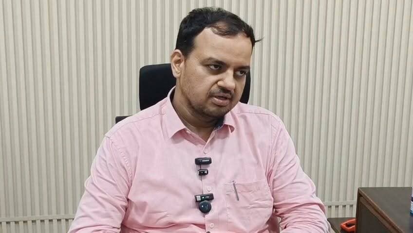 अब रोवर तकनीक से होगी खेतों की पैमाइश, सभी तहसीलों को मिलेंगे आधुनिक उपकरण #ghazipurnews61 #bharatnews61 #newsghazipur #गाजीपुर_समाचार #GhazipurNews #गाजीपुर Ghazipur Police DM_Ghazipur Amit Singh Sunita Singh Gahmari