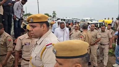 कड़ी सुरक्षा के बीच भवूतीपुरा में हुआ दस्यु जगन गुर्जर का अंतिम संस्कार! #DholpurNews #RajasthanNews #LatestNews #dholpur #गुर्जर #जगन #सनसनी
