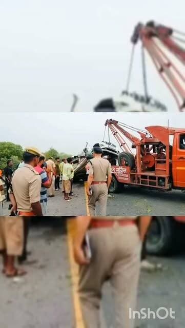#viral
Breaking news Unnao
Agra lucknow expressway