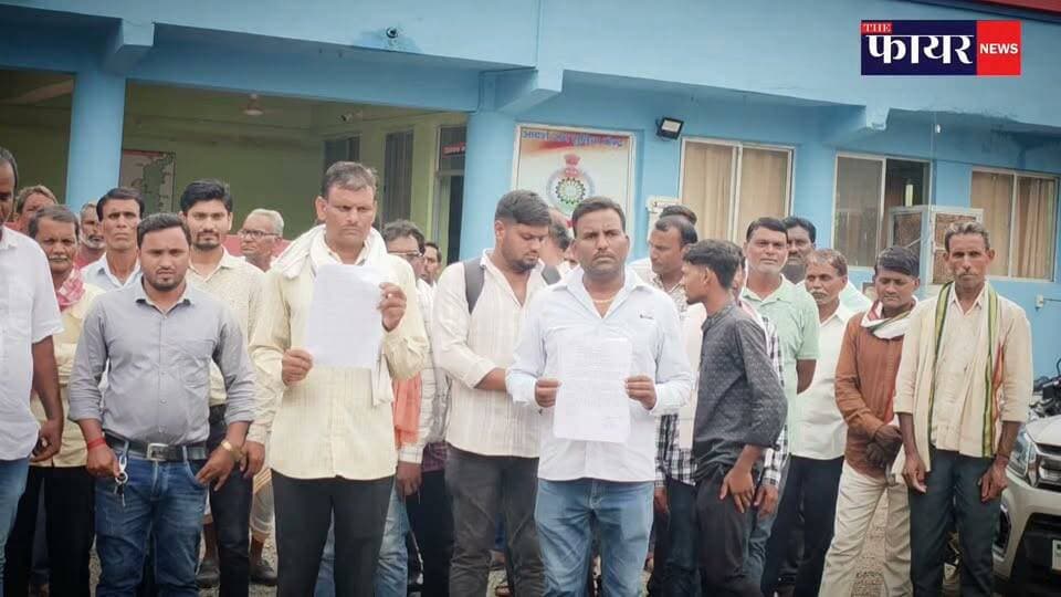 दौजरी गांव में बड़ा बवाल,ग्रामीणों की बड़ी गुहार #kawardha #kabirdham #doujarigaon #breakingnewstoday #vivad #ViralNewsUpdate