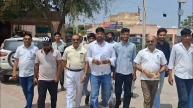 आखिर कब सुधरेंगे जिले के सबसे बड़े अस्पताल के हालात..?
#ChuruNews #letestnewshindi #FYI #newsfeed #समाचारचूरू #newschuru #todaynews #FYI #dbh