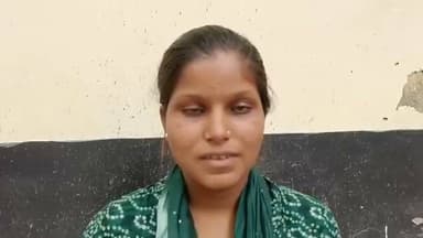 बारां अमीर को बचाया पैसा वापस दिलाया गरीबों को फंसाया
कमीशन खाया और परिवाद पर पुलिस ने खाना पूर्ति करके मोटा माल कमाया इसीलिए अब चौथा स्तंभ सामने आया अब तो सुधारो अपने आप को प्रशासनिक अधिकारी गरीब की लॉकअप में धुलाई आमिर को बिस्तर लगाकर कलर में सुलाते हो और जमकर मोटा माल खाते हो
बारां में D. el.ed के नाम पर छात्रा से ₹71,500 की कथित ठगी, शिक्षा संस्थान संचालक पर कार्रवाई की मांग।।
#dcdmbaran #baransp #thagi #viralnews #trendingnews #Breakingnews टीम वसुंधरा राजे बारां Ashok Gehlot Bhajanlal Sharma टीम राहुल गांधी Vasundhara Raje टीम नरेश मीणा