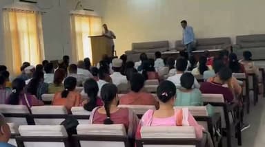 नवनिर्वाचित प्रधानों की बैठक के कुछ अंश
#devbhoomilivehp #everyonehighlightsfollowers #highlight2026 #reelschallenge