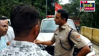 नैनीताल ज्योलीकोट में टैक्सी और टूरिस्ट गाड़ी में टक्कर 😱 टूरिस्ट गाड़ी आ रही थी रांग साइट फिर भी नही हुवी कार्यवाही टैक्सी चालकों में नाराजगी
#viral #nainital #uttarakhand