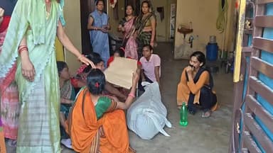 उन्नाव: गिरजाबाग में दोना पत्तल के कारखाने में करंट की चपेट में आकर युवक की हुई थी मौत,कारखाने परिजनों काटा में हंगामा