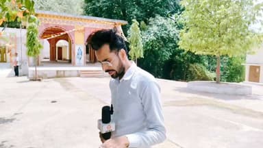 हिंगलाज माता मंदिर, घूरा (टीकमगढ़) | बुंदेलखंड की आस्था का दिव्य धाम | मंदिर परिसर का मनमोहक नज़ारा
#HinglajMata #HinglajMataMandir #GoraVillage #Tikamgarh #TikamgarhNews #MadhyaPradesh #Bundelkhand #JaiMataDi #MataRani #TempleDarshan #ReligiousPlace #SpiritualIndia #IndiaDabangNews #Devotional #ViralVideo #YouTubeNews #FacebookReels #Trending #HindiNews #sanatandharma