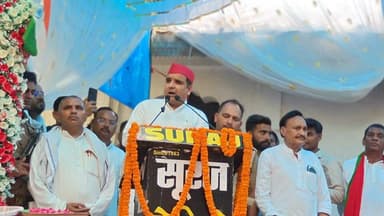 ब्रिगेडियर उस्मान के शहादत दिवस में पहुंचे सपा सांसद धर्मेंद्र यादव, वीर सपूत को दी भावभीनी श्रद्धांजलि।
#BrigadierUsman #DharmendraYadav