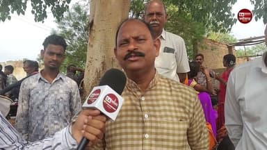 रायपुर के नकटी गांव में मकानों पर हुई प्रशासनिक कार्रवाई के बाद कई सवाल उठ रहे हैं। प्रशासन ने कार्रवाई को सरकारी भूमि से अतिक्रमण हटाने की प्रक्रिया बताया है, जबकि प्रभावित ग्रामीण अपनी वर्षों पुरानी बसाहट, सरकारी सुविधाओं और आवास योजनाओं से जुड़े सवाल उठा रहे हैं।
हमारे रिपोर्टर ने नकटी गांव पहुंचकर प्रभावित परिवारों से सीधे बातचीत की। कैमरे के सामने ग्रामीणों ने बताया कि घर टूटने के बाद उनके सामने रहने और परिवार को संभालने की गंभीर चुनौती खड़ी हो गई है। रिपोर्ट में मौके की स्थिति, ग्रामीणों का पक्ष और विधायक कॉलोनी को लेकर उठ रहे सवालों को सामने लाया गया है।
क्या किसी बस्ती को हटाने से पहले पुनर्वास की पर्याप्त व्यवस्था होनी चाहिए थी? यदि कुछ परिवार सरकारी योजनाओं का लाभ मिलने का दावा कर रहे हैं, तो उनके दस्तावेजों और पात्रता की स्थिति क्या है? इन सभी सवालों पर देखिए हमारी विशेष ग्राउंड रिपोर्ट।
#NaktiVillage #RaipurNews #ChhattisgarhNews #GroundReport #MLAColony #HousingIssue #RuralVoice #SANewsChhattisgarh का पार्ट 36