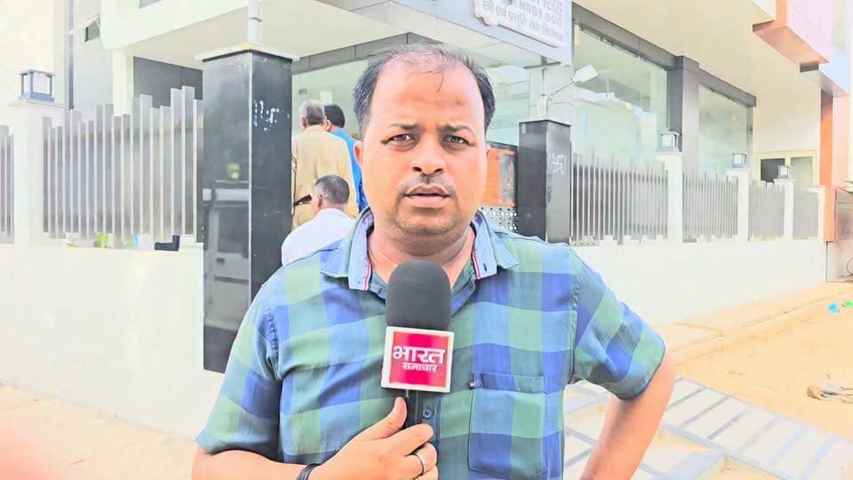 रायबरेली: 10 वर्षीय मासूम के इलाज में लापरवाही का मामला, भारत समाचार की खबर के बाद हरकत में आया प्रशासन
#रायबरेली #raebareli #इलाज #स्वास्थ्यविभाग #लापरवाही #डॉक्टर #हॉस्पिटल #यूपी #लखनऊ #दिल्ली