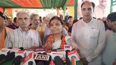 रोहतक भाजपा प्रदेश अध्यक्ष का स्वागत,18 मिनिट के भाषण में 16 मिनिट कांग्रेस पर निशाना,हुड्डा पिता-पुत्र को भी नही छोड़ा #congress #bhupenderhooda