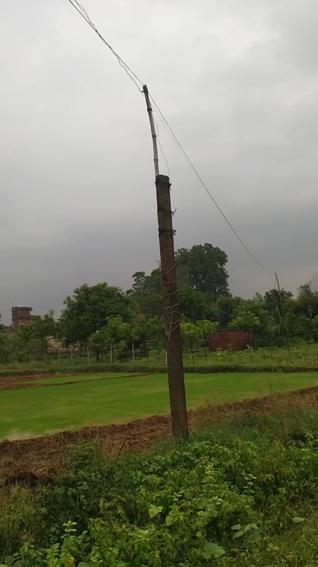 ganpati Singh ka pol mere keate m hai agar kisi ko Kuch ho gaya tho iska gember kon hoga dadpur ke nivasiyon se puchna