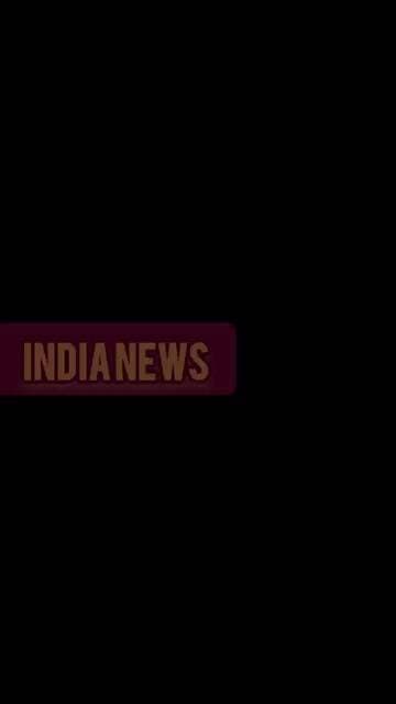 ఆయనకు ఇండోనేషియా అధ్యక్షుడు ప్రబోవో సుబియాంటో స్వయంగా విమానాశ్రయంలో ఘనస్వాగతం