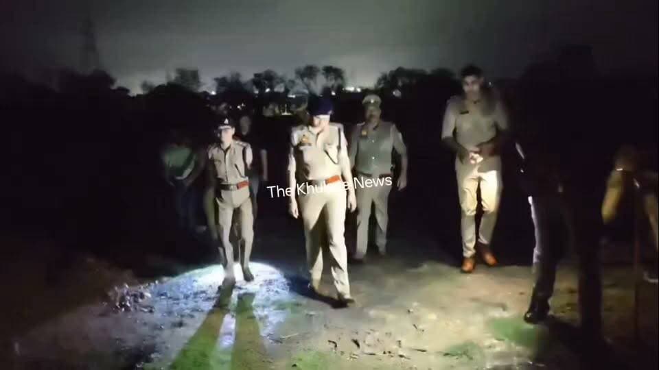 झांसी में दवा बाजार लूट कांड का पुलिस ने किया खुलासा, मुठभेड़ में दो बदमाशों को लगी पुलिस की गो$ली #Jhansipolice