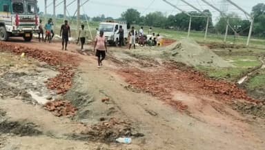 बारिश बनी बाधा, रफीगंज के बलीगांव में मुख्यमंत्री सम्राट चौधरी का प्रस्तावित कार्यक्रम रद्द
#Rafiganj #बलीगांव #RafiganjNewsChannel #CM_Bihar
#औरंगाबाद