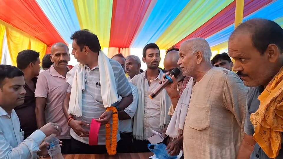 "पिताजी के नाम की जमाबंदी अपने नाम कैसे कराएं? सहयोग शिविर में लोगों ने पूछा सबसे बड़ा सवाल, जानिए क्या मिला जवाब!"
#Jamabandi #BiharLand #SahyogShivir #LandRecord #Mutation #BiharNews #Property #RevenueDepartment #ViralNews #BreakingNews #BharatWani #SamastipurNews #BiharUpdates