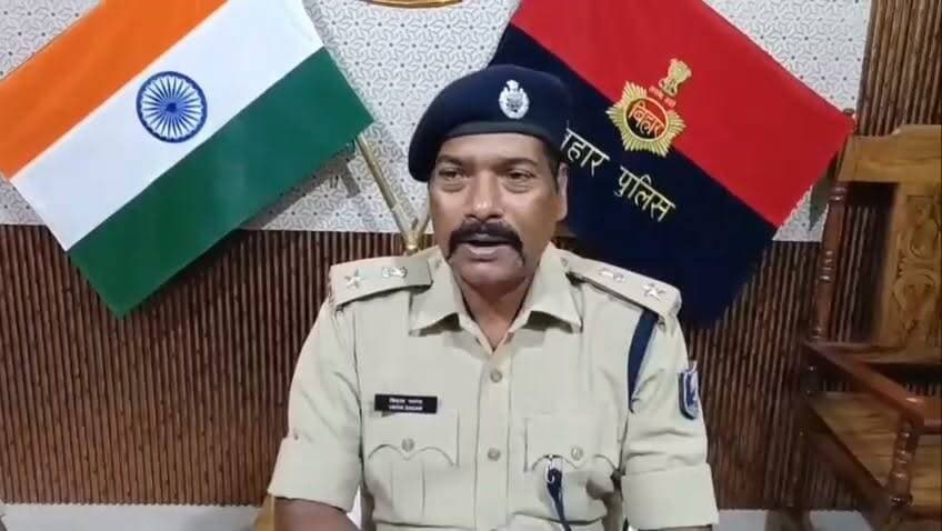 श्रावणी मेला से पहले जमालपुर रेल पुलिस अलर्ट, सुरक्षा तैयारियां तेज, रेल SP बोले
#ShravaniMela #KanwarYatra #JamalpurRailPolice #RailwayPolice #Munger #Bihar #Sultanganj #RailSafety #PassengerSafety #CrowdManagement #IndianRailways #SecurityAlert #BiharNews #Munger #Munger #LocalNews #BreakingNews