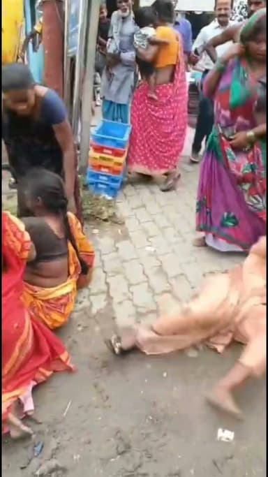 बच्चे के विवाद में सास-बहू के बीच झोंटा-झोटौउअल
#viralpost #fb #fatuha #patna News Tube 24X7